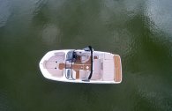 Bayliner VR5 med MerCruiser sterndrive - 11